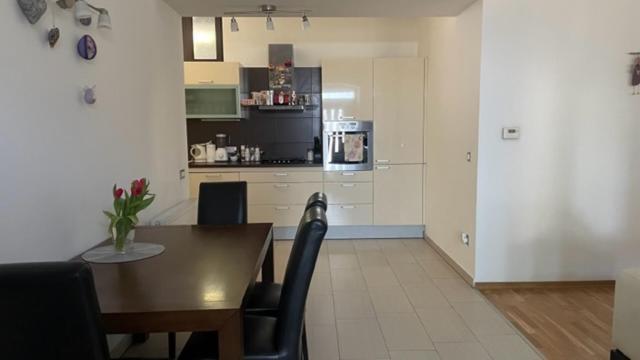 Apartment Marina Rijeka Luaran gambar